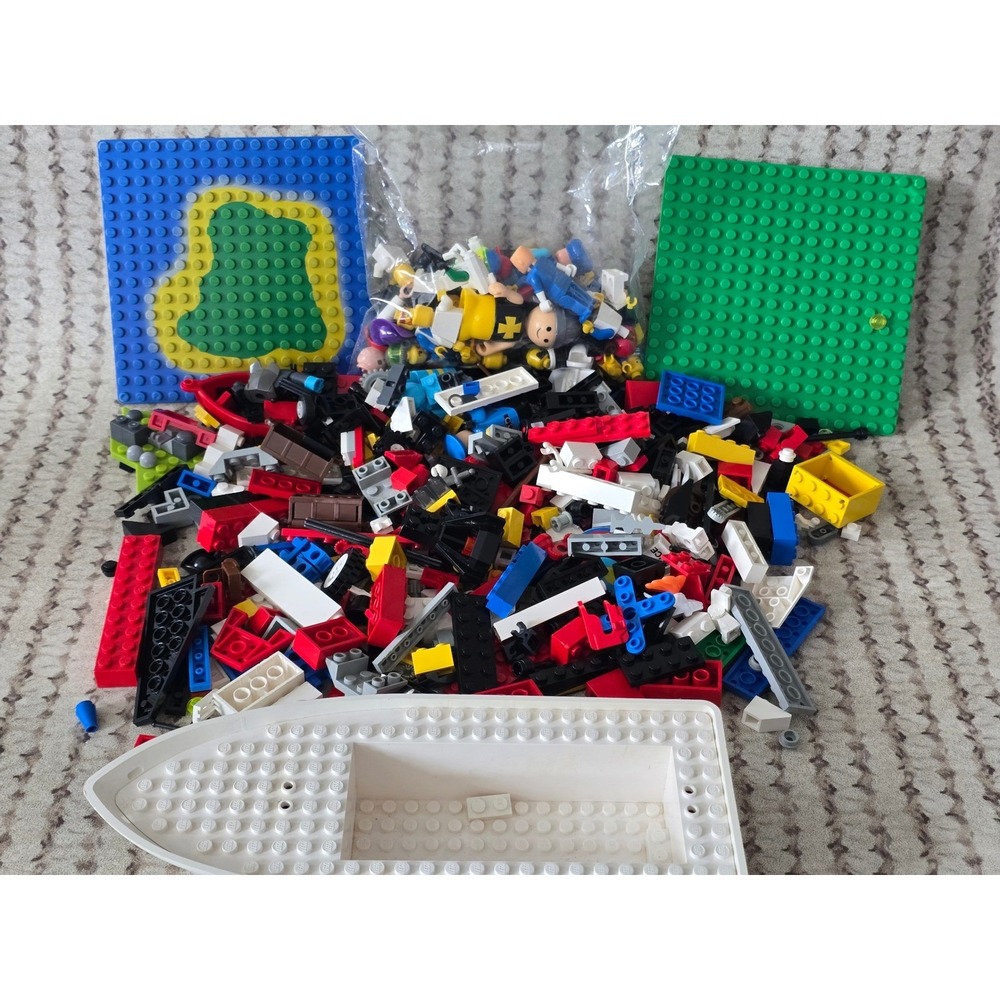 Lego Mixed Building Block Lot with Baseplates Minifigures and Boat Hull Pieces